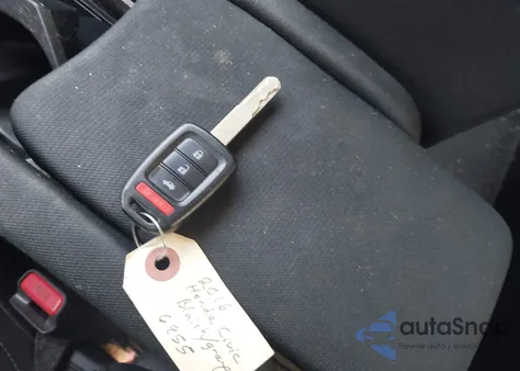 2016 Honda Civic Lx z USA, uszkodzony, nr VIN 19XFC2F53GE086955